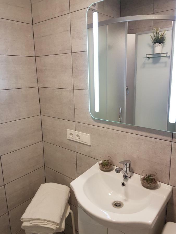 J&E Neries Apartment Kaunas Luaran gambar
